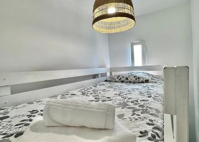 Torres De Yomely - Y4d