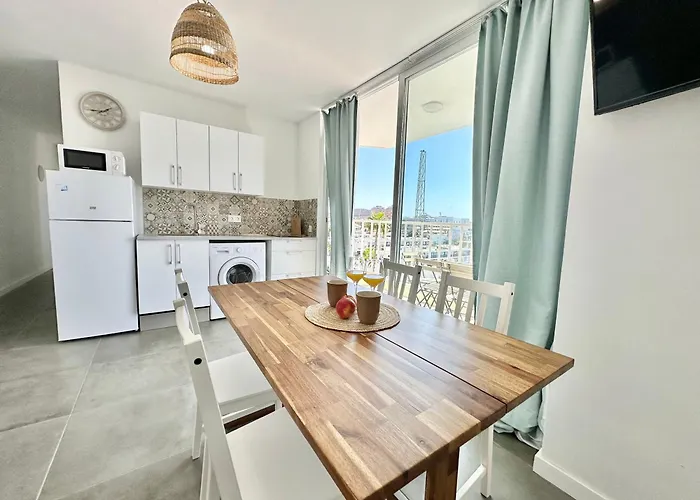 Torres De Yomely - Y4d Playa de las Américas